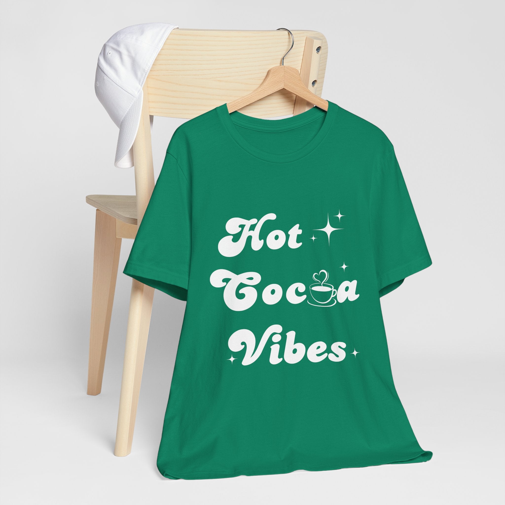 Hot Cocoa Vibes T-Shirt – Cozy Winter Shirt | Minimalist Christmas Tee for Cocoa & Coffee Lovers