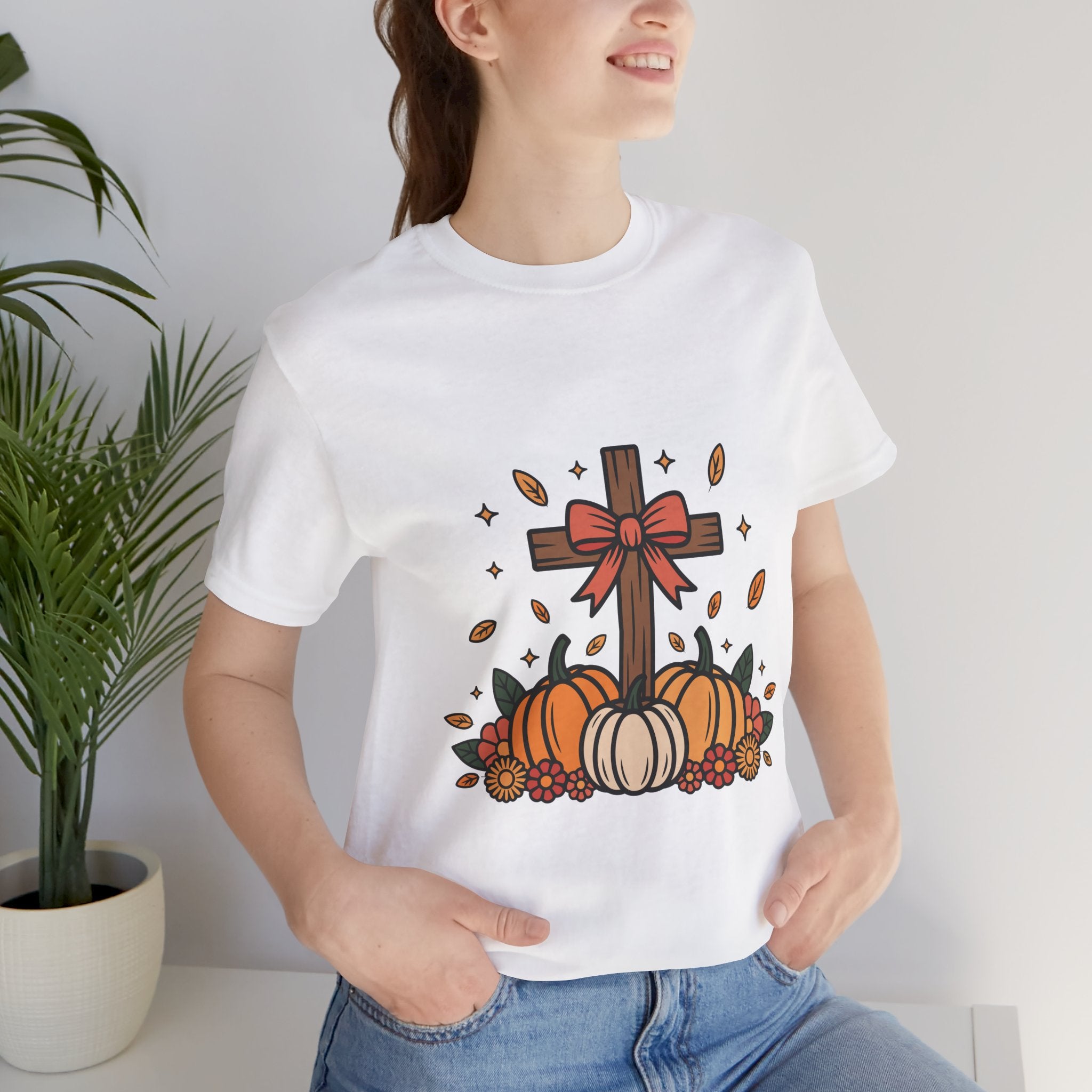 Faith & Fall Cross Tee – Christian Thanksgiving Shirt | Grateful Heart Fall Graphic Tee