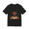 Faith & Fall Cross Tee – Christian Thanksgiving Shirt | Grateful Heart Fall Graphic Tee
